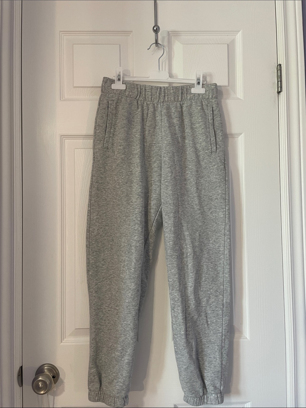 GAP Heather Gray Elastic Waist Sweatpants